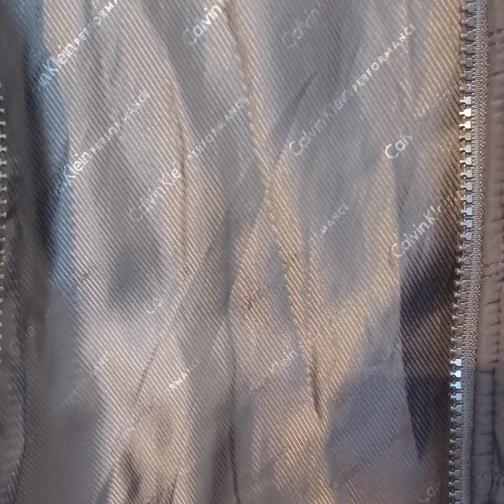 Calvin Klein Performance Vest - Picture 4 of 12
